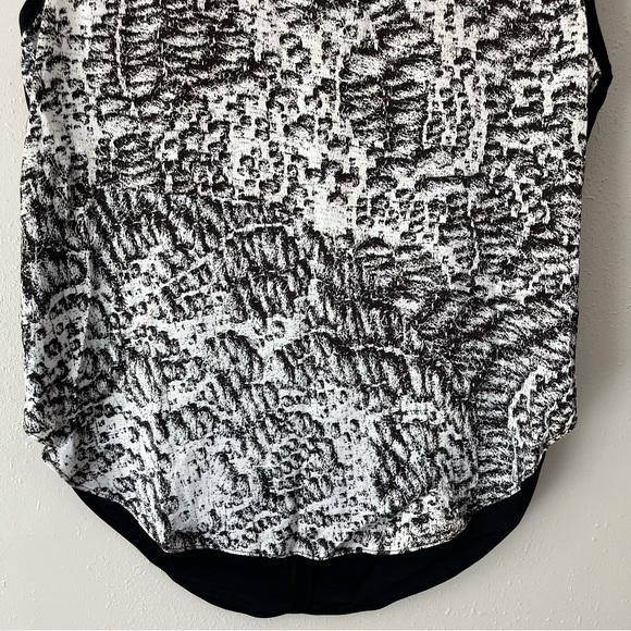 Helmut Lang Resid Print Satin Top Size Medium - Picture 6 of 11